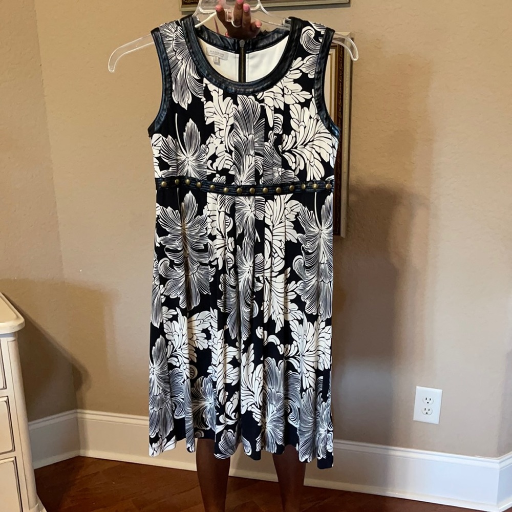 Women’s midi dress with leather trim